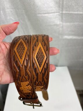 Thunderbird Eagle Tooled Brown Leather Belt with Diamond Pattern size 42